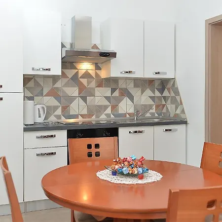 Mira 1293 Apartment