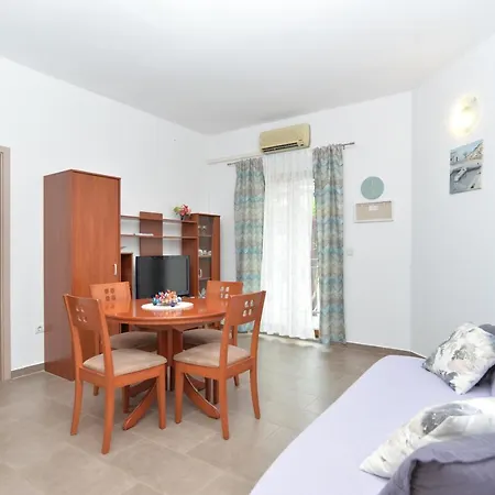 Apartment Mira 1293