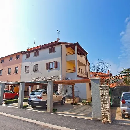 Mira 1293 Apartment