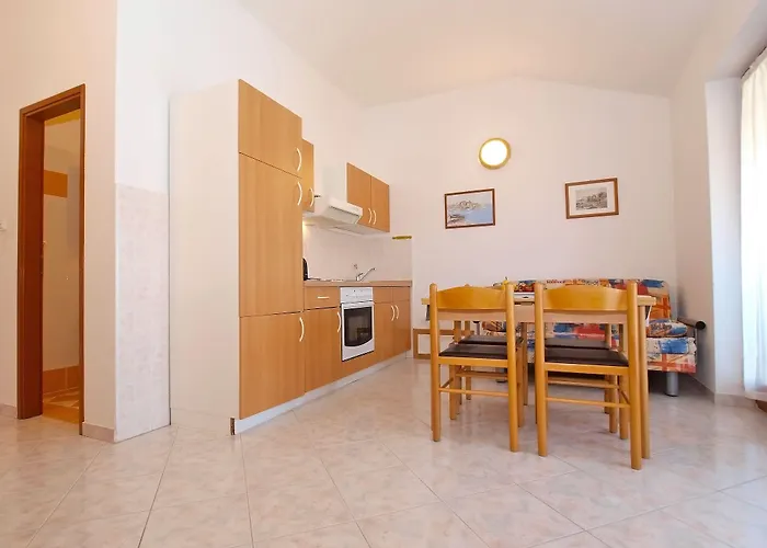 Mira 1293 Apartman *