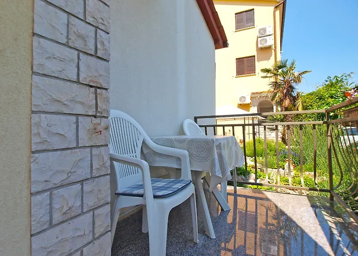 Apartman Mira 1293 *