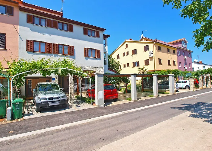 Apartman Mira 1293 *